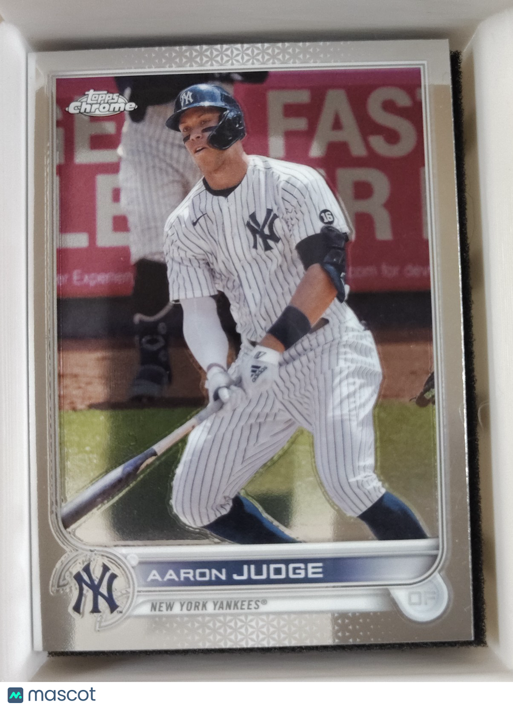2022 Topps Chrome - Aaron Judge #99