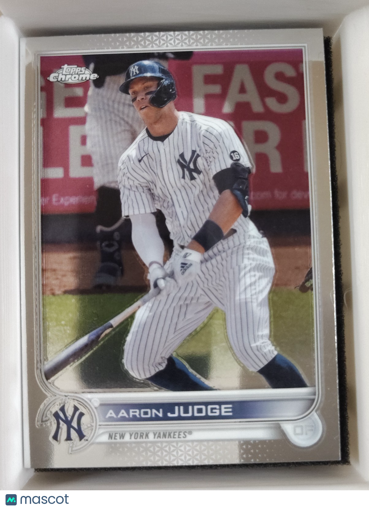 2022 Topps Chrome - Aaron Judge #99