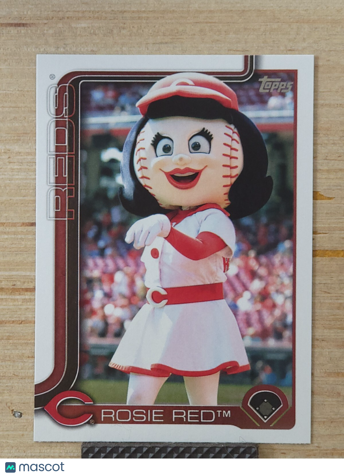 2025 Topps Series 1 M-23 Rosie Red
