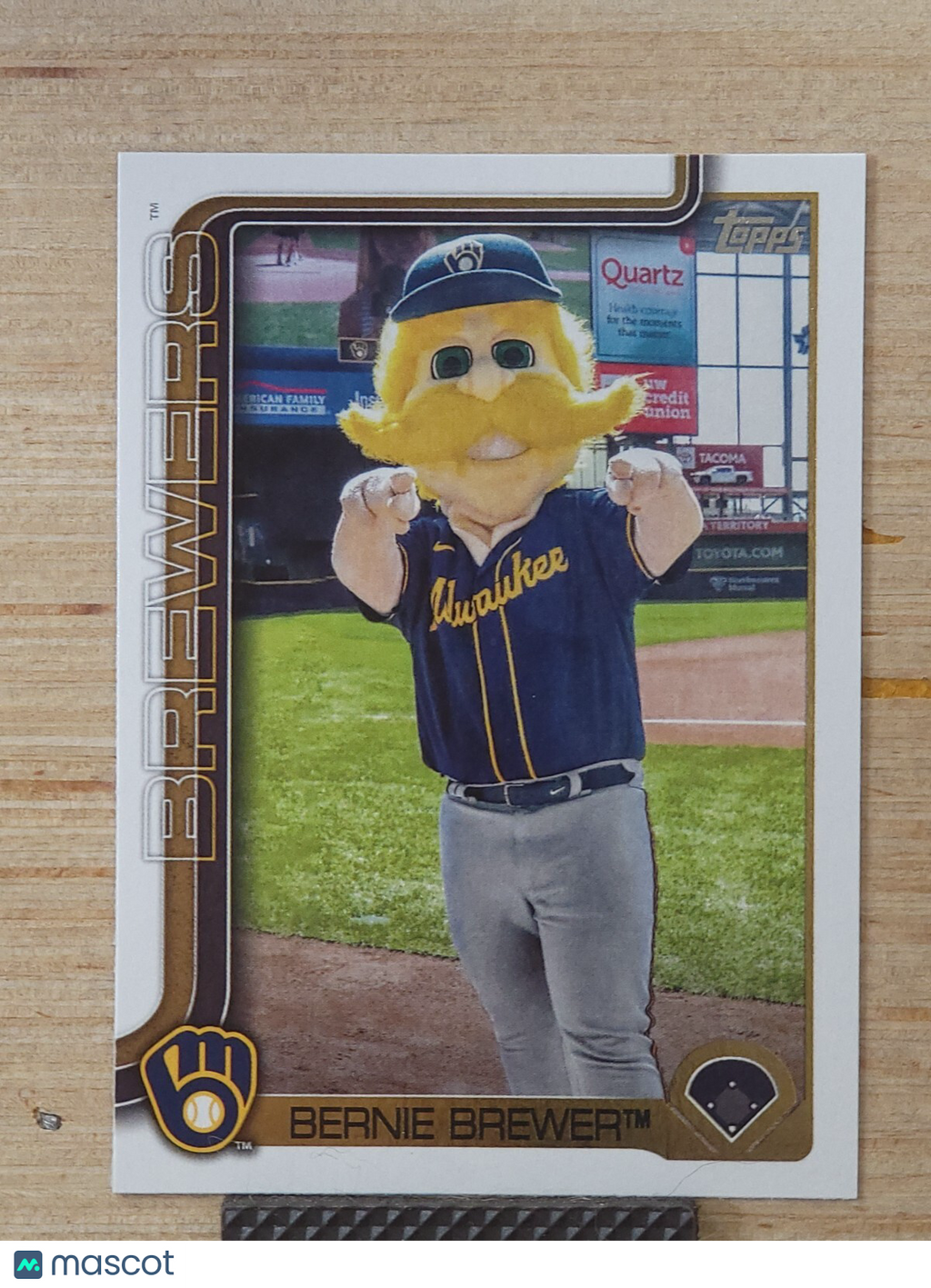 2025 Topps Series 1 M-14 Bernie Brewer