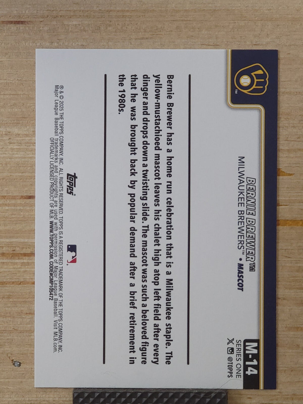 2025 Topps Series 1 M-14 Bernie Brewer