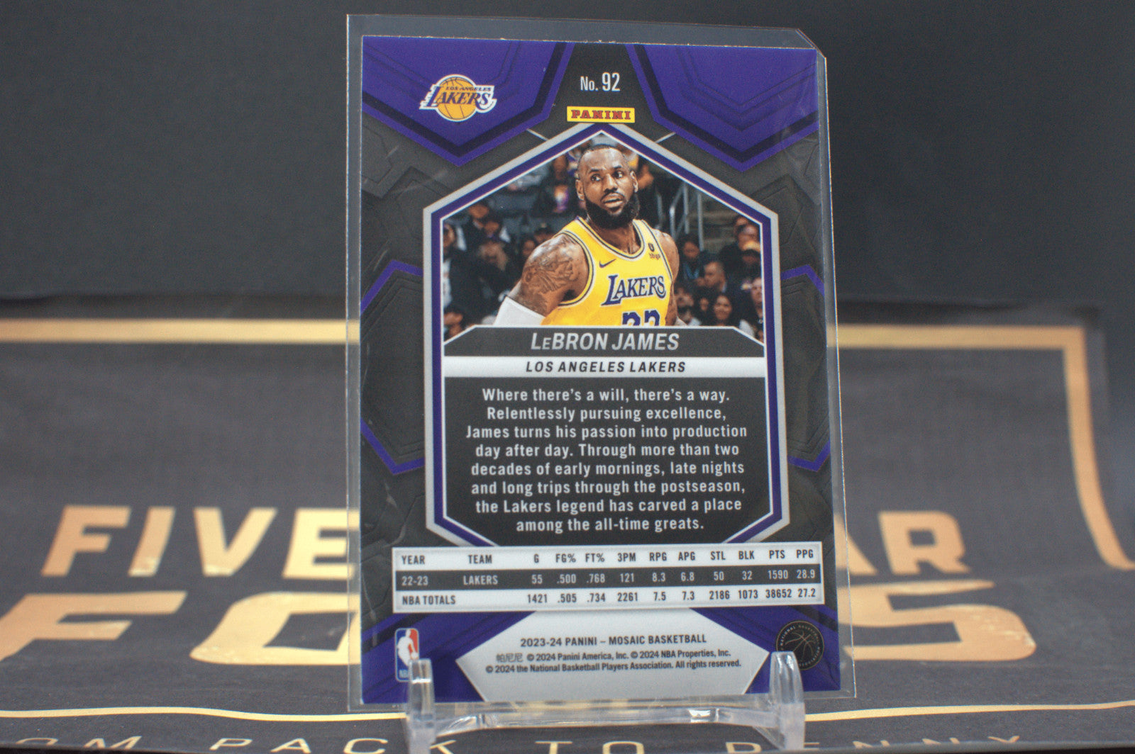 2023 Panini Mosaic LeBron James #92 *Free Shipping @ $10