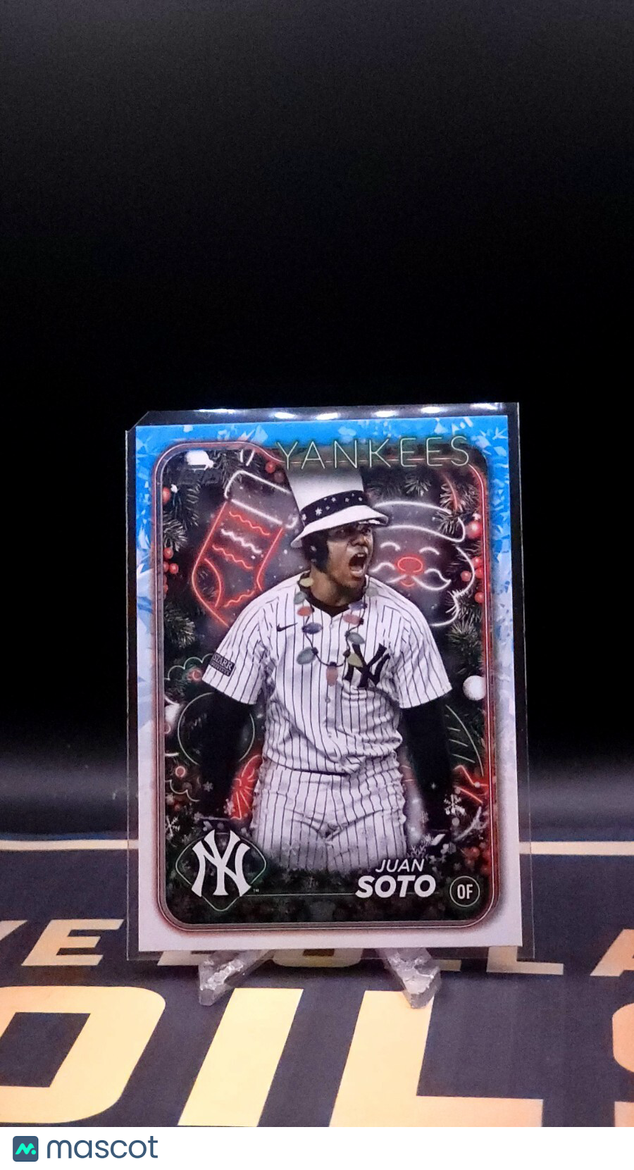 *Free Shipping @ $10* 2024 Topps Holiday Juan Soto #H162 Lights & White Hat