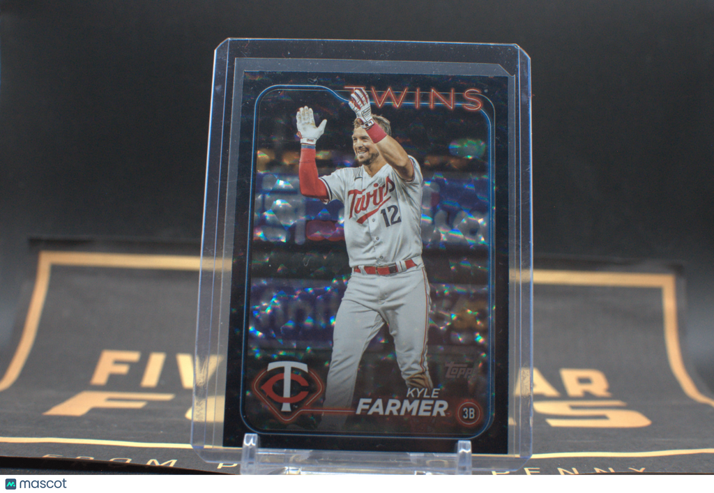 2024 Topps : Kyle Farmer #379 black foil MLB **Free Shipping @ $10+**