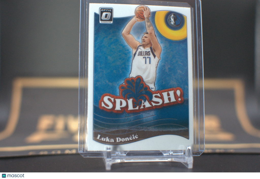 2023 Donruss Optic Splash: Luka Doncic #5