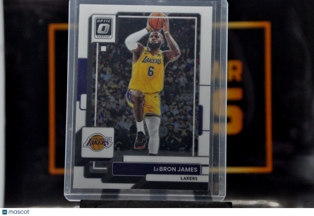 LeBron James #116 (2022 Panini Donruss Optic)