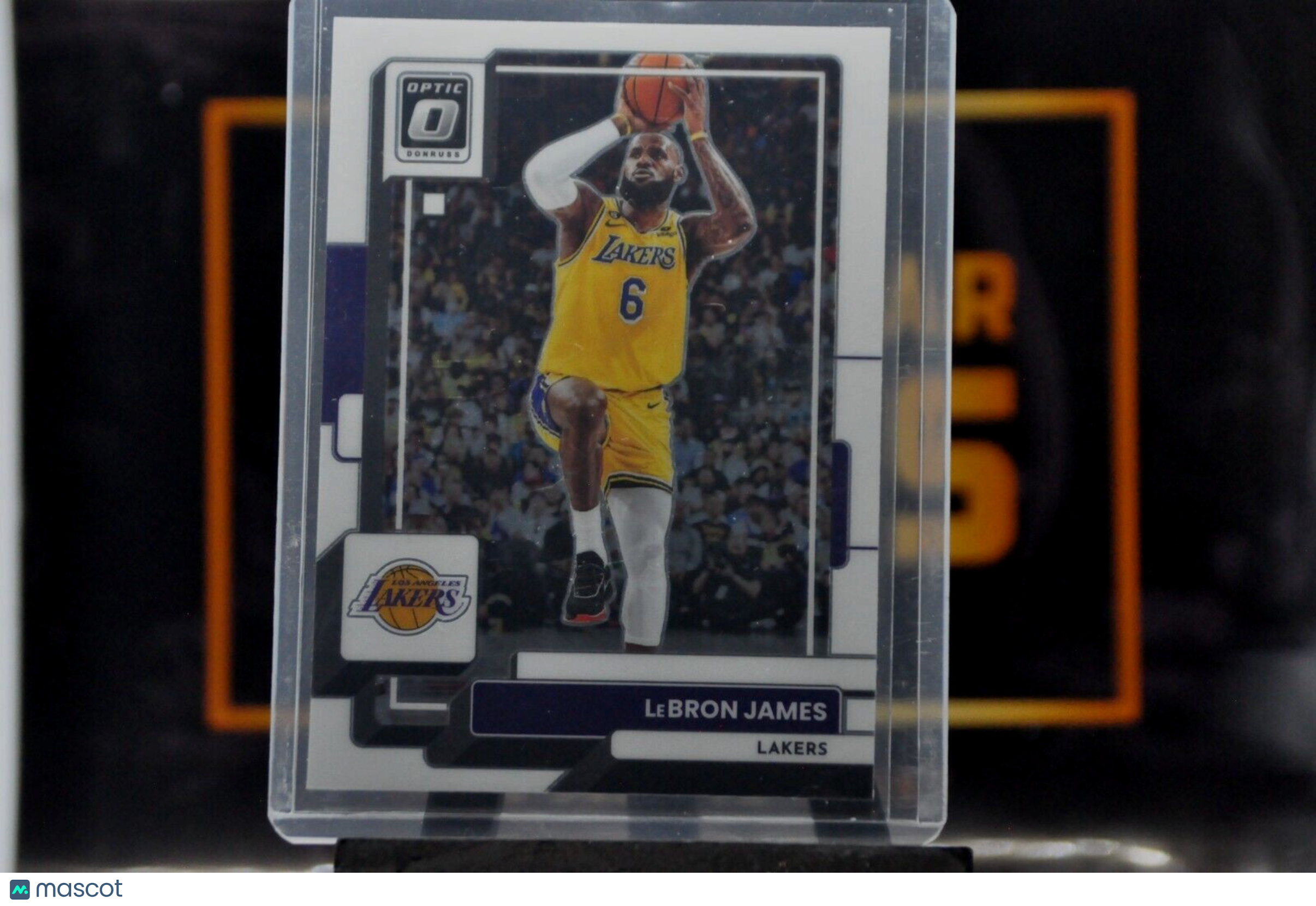 LeBron James #116 (2022 Panini Donruss Optic)