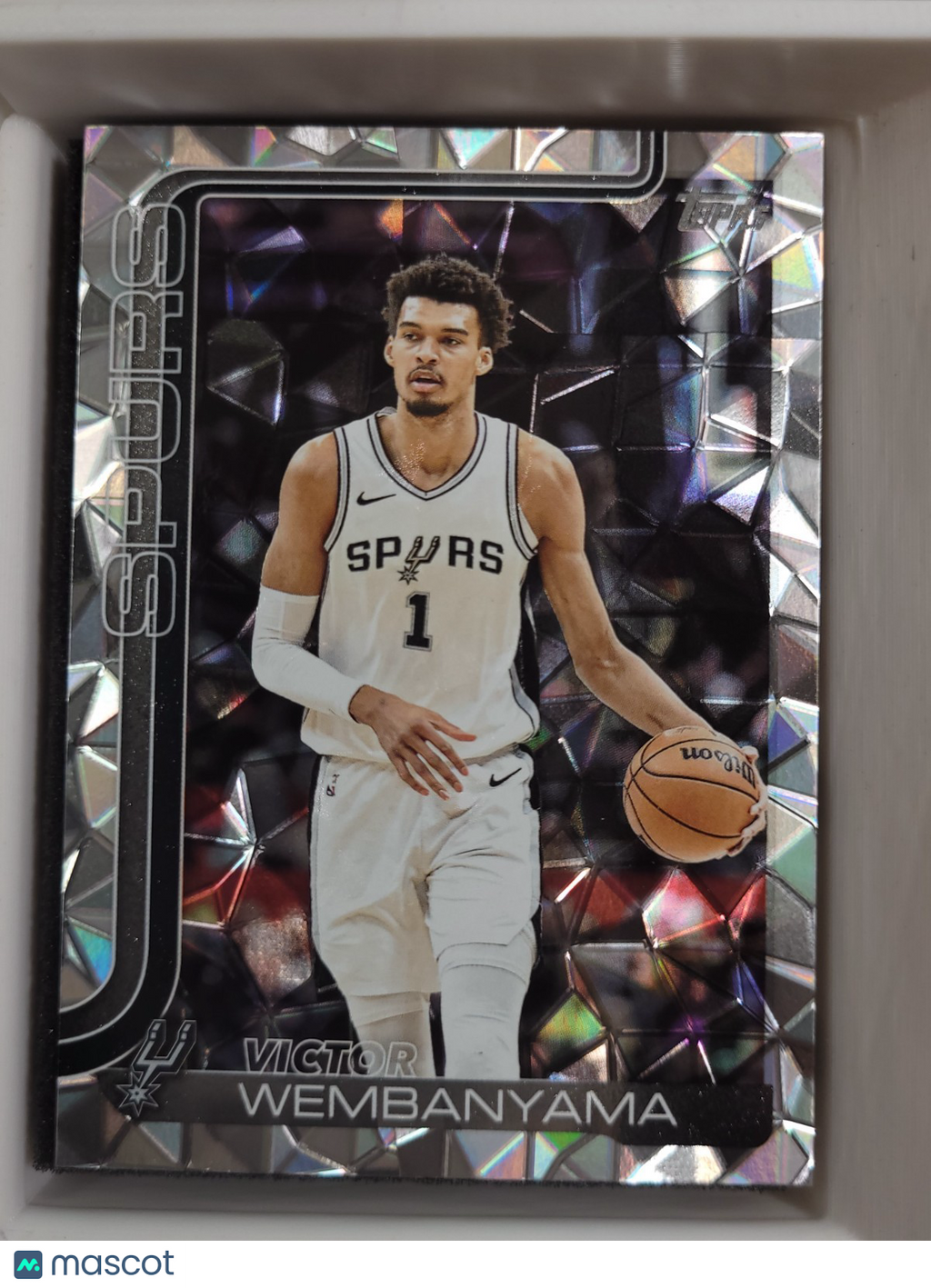 2025 Topps Basketball Victor Wembanyama #195 Dymante