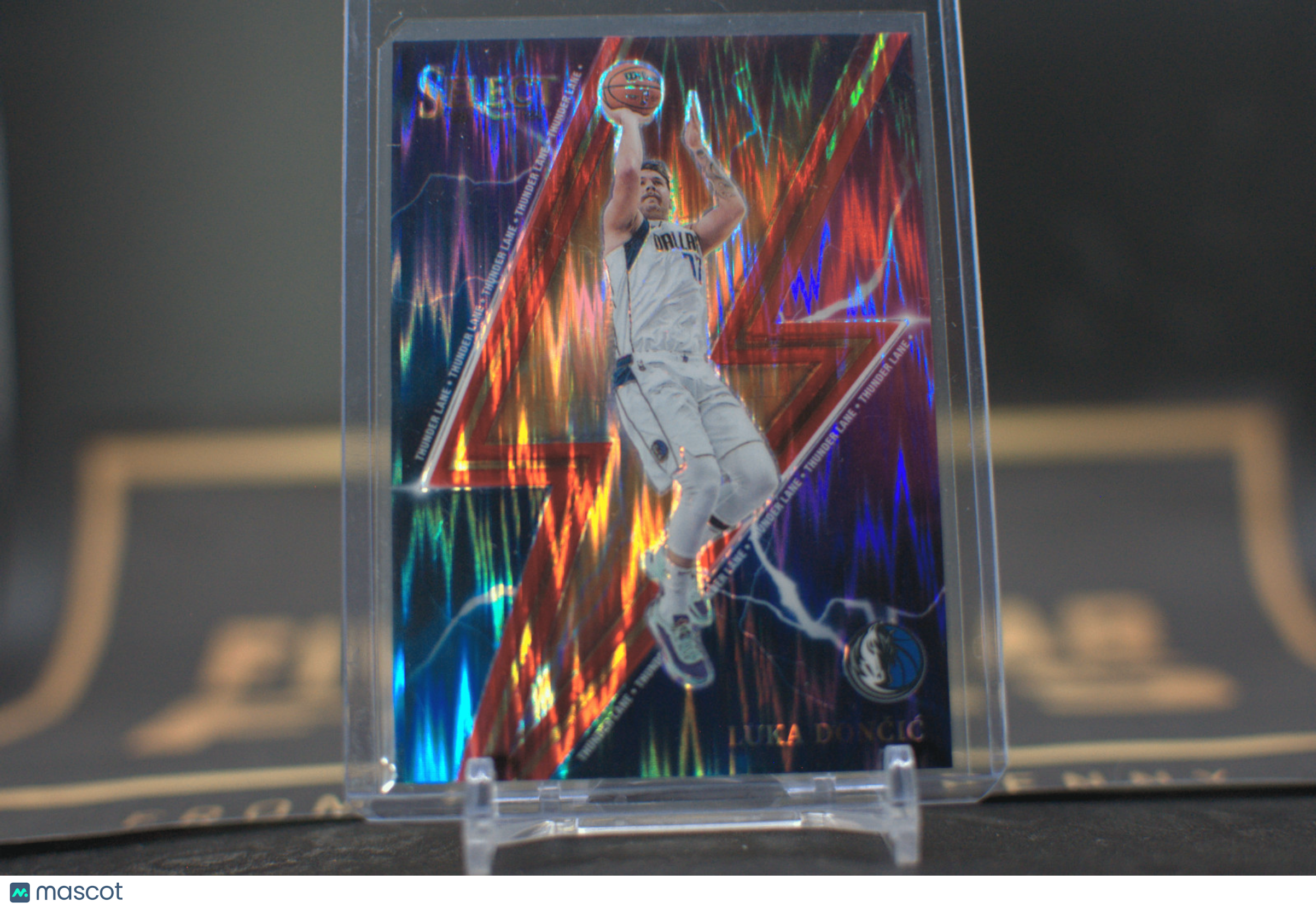 2023-24 Panini Select Thunder Lane Purple Shock Prizm Luka Doncic #3, 41/99