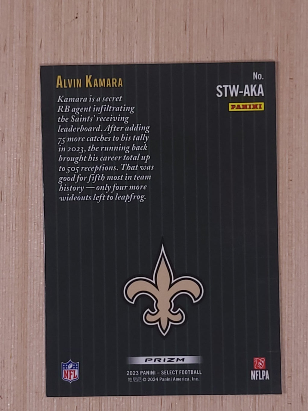 2023 Panini Select - Score Select Throwback Alvin Kamara #STW-AKA Silver Prizm