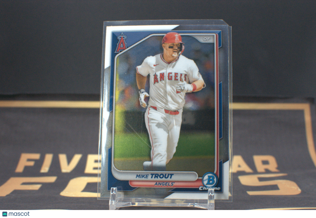 2024 Bowman Chrome Mike Trout #82 **Free Shipping @ $10+**