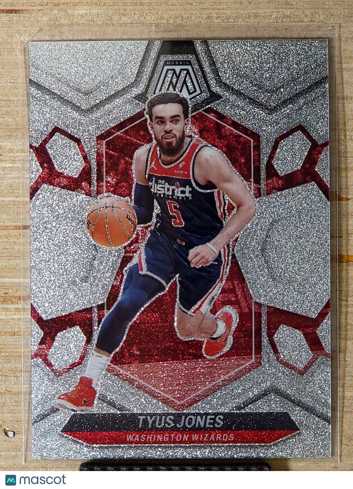 2023-24 Panini Mosaic - Tyus Jones #176 Glitter