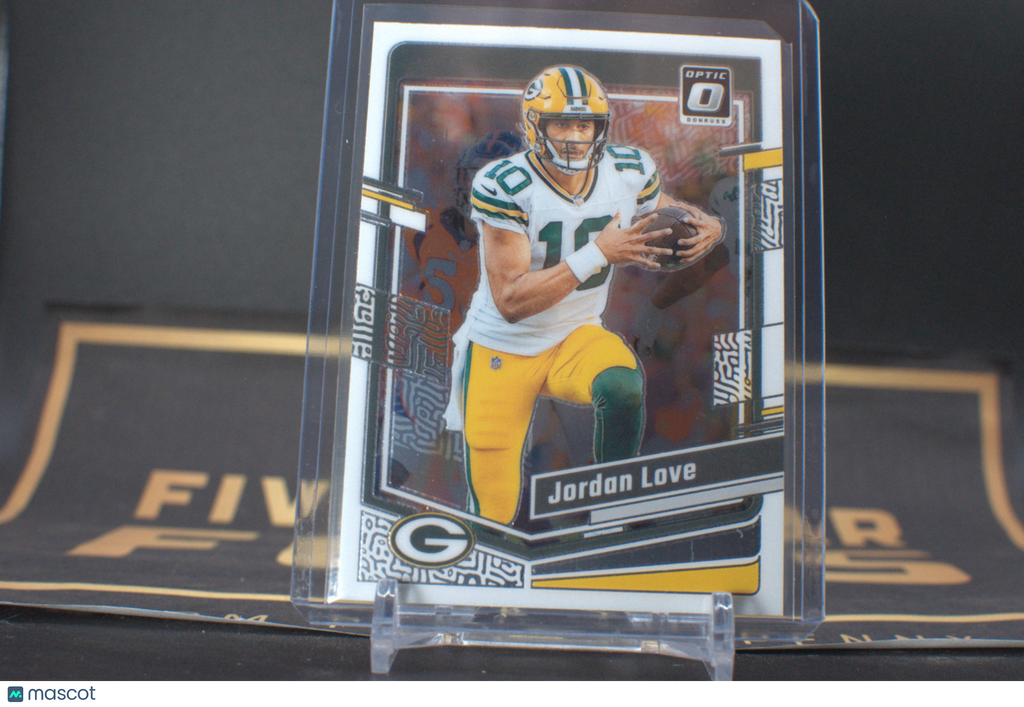2023 Panini Donruss Optic Jordan Love #68 **Free Shipping @ $10+**