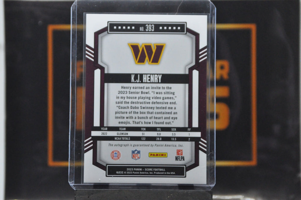 K. J. Henry [Signature] #393 (2023 Panini Score)