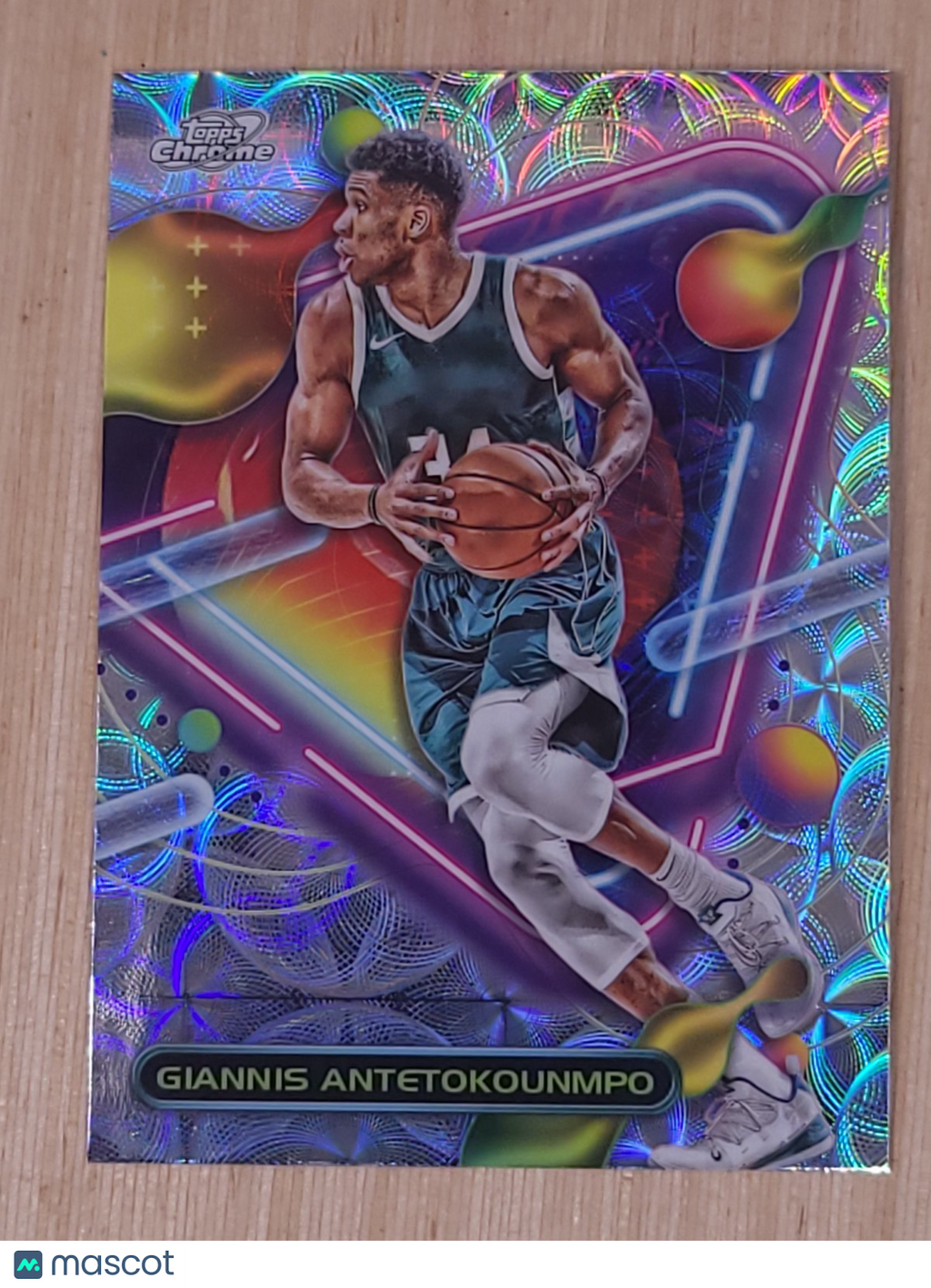 2023-24 Topps Cosmic Chrome - Giannis Antetokounmpo #27 Scope Refractor