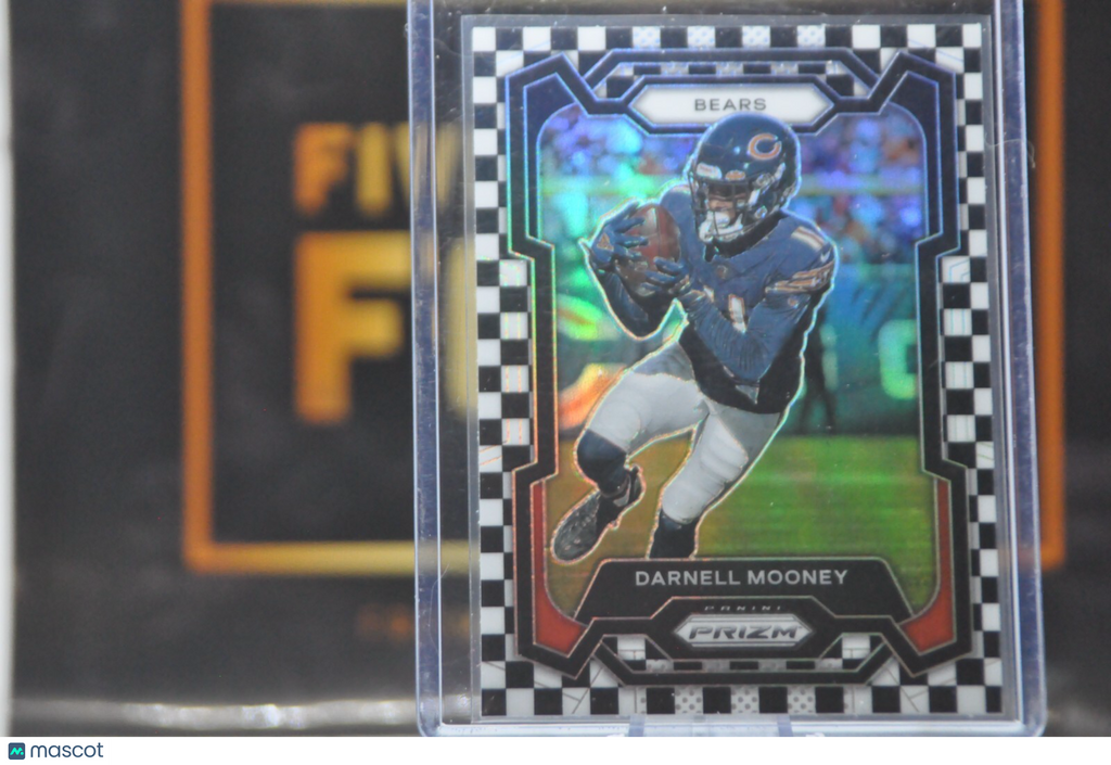 2023 Panini Prizm: Darnell Mooney [Black White Checker] #50
