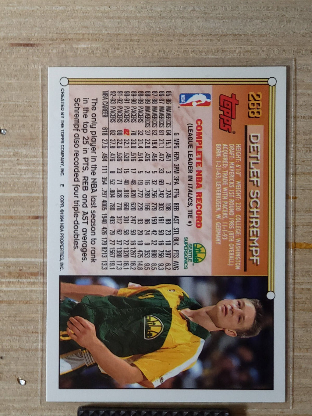 1993-94 Topps - Detlef Schrempf #268 Gold