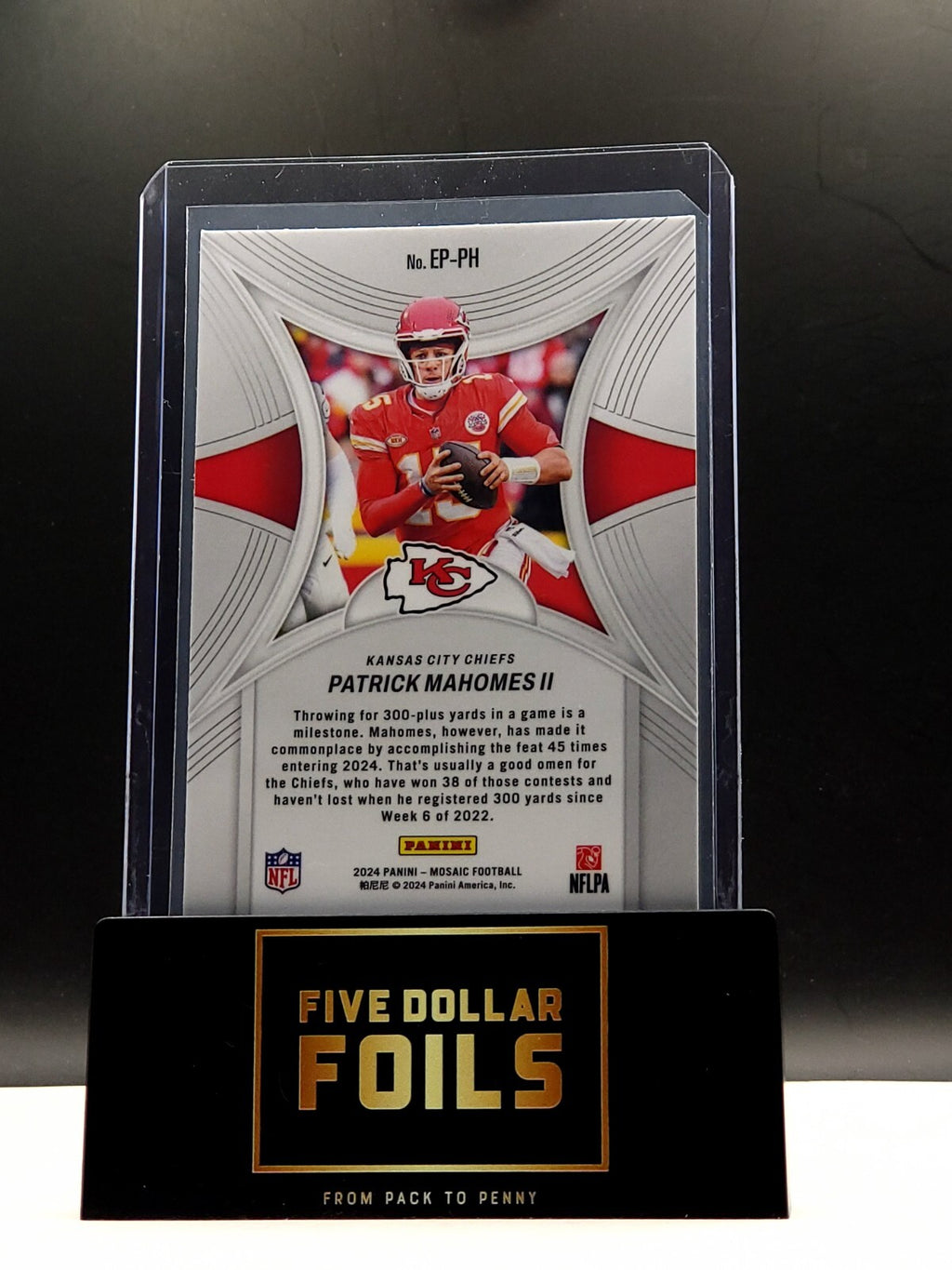2024 Panini Mosaic - Epic Performers #EP-PH Patrick Mahomes II