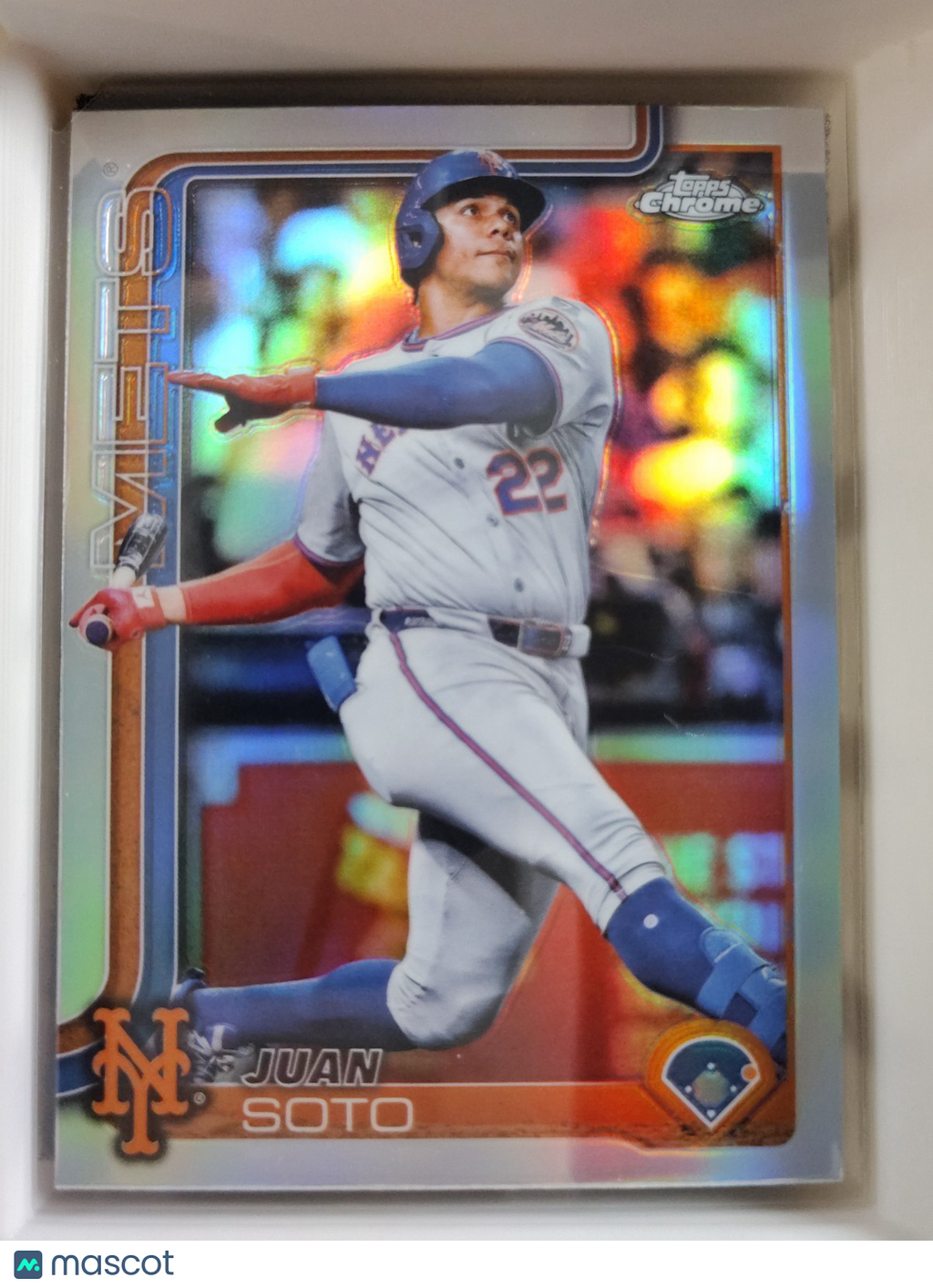 2025 Topps Chrome #200 Juan Soto Refractor