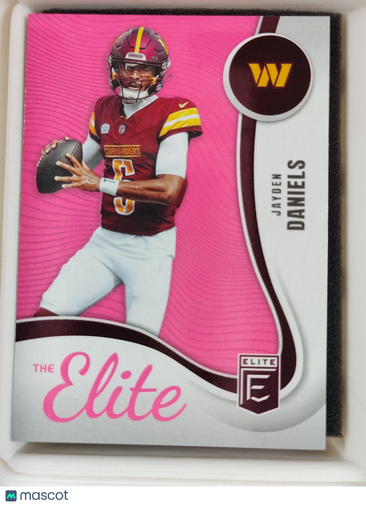 2025 Panini Elite The Elite Jayden Daniels #5 Pink
