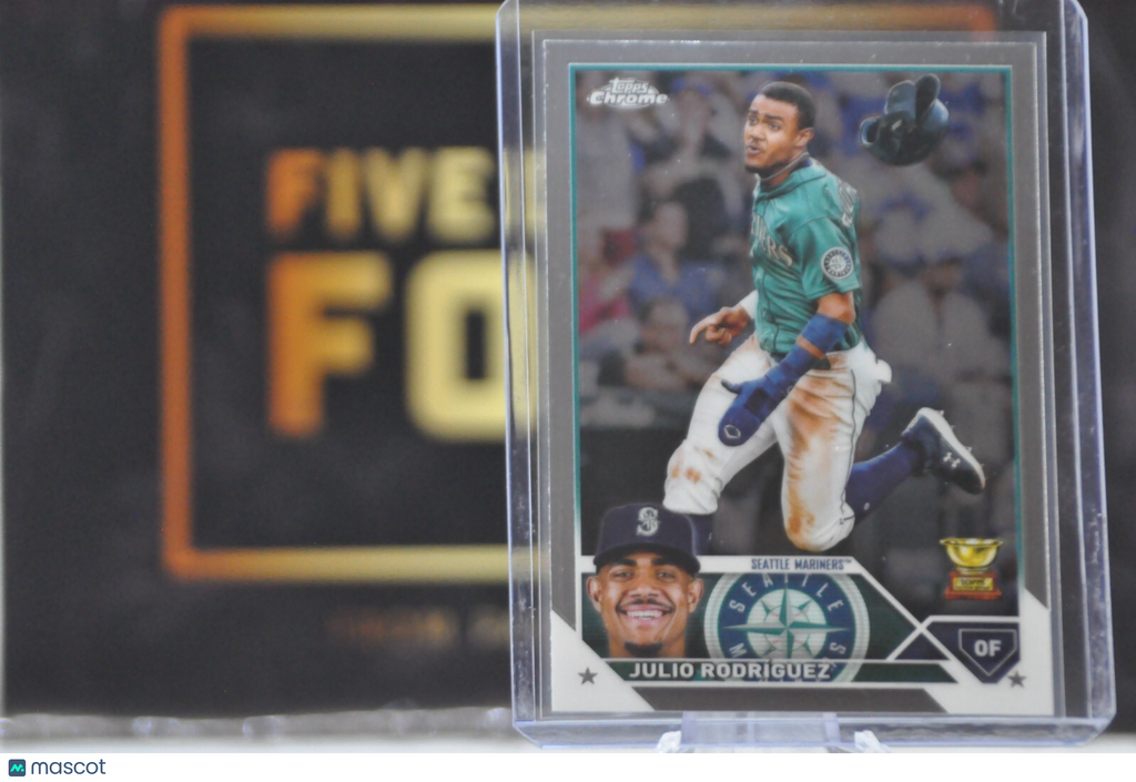 Julio Rodriguez #200 (2023 Topps Chrome)