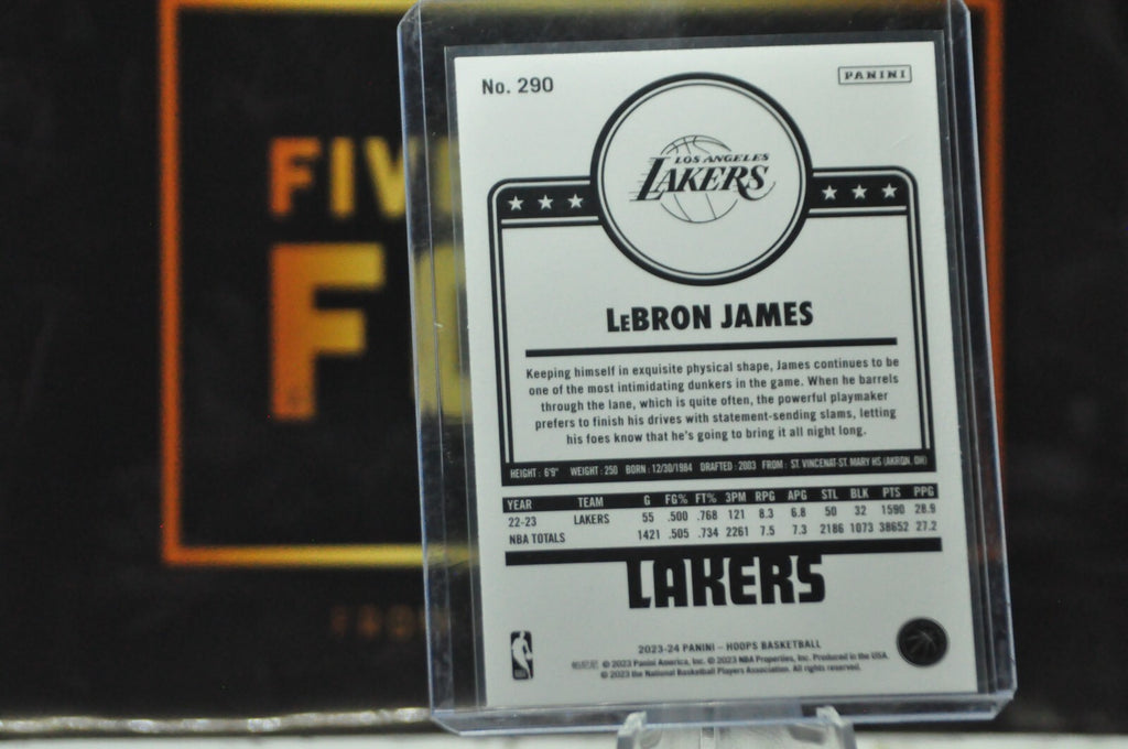LeBron James [Winter] #290 (2023 Panini Hoops)