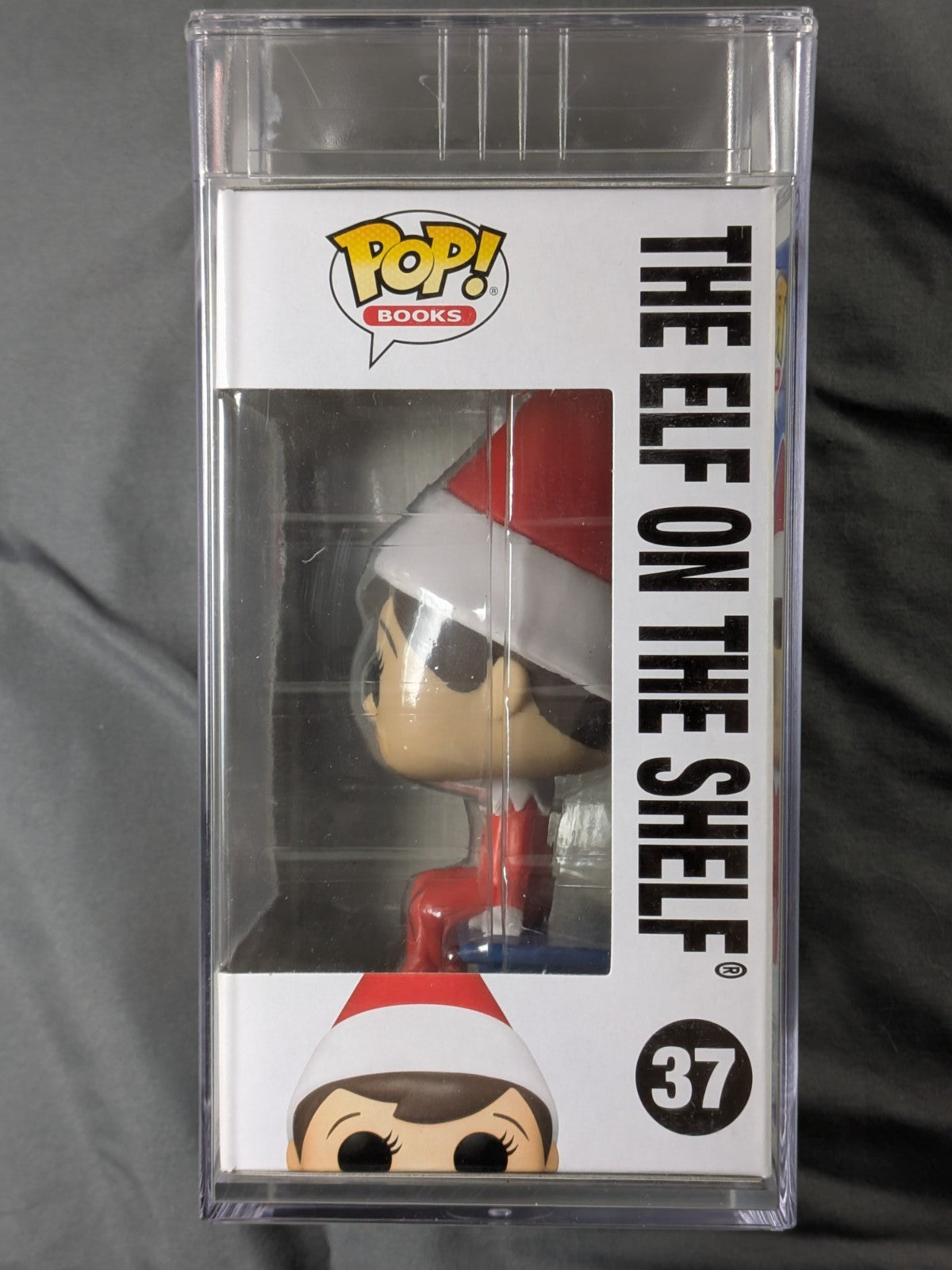 Funko POP! Books 37 The Elf on the Shelf PSA 8.5