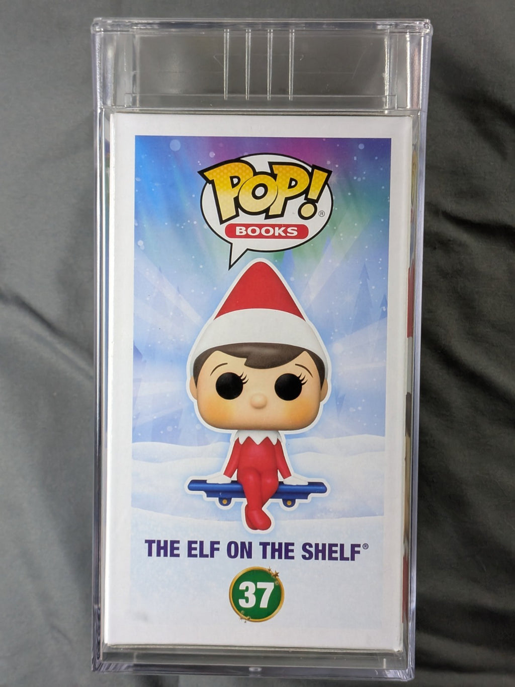 Funko POP! Books 37 The Elf on the Shelf PSA 8.5