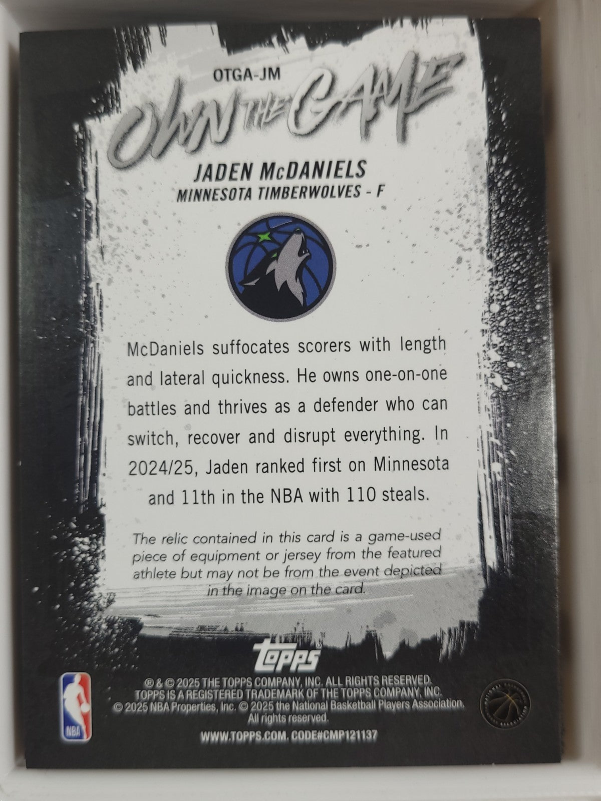 2025-26 Topps Basketball Own The Game Relic Jaden McDaniels 32/50 Gold