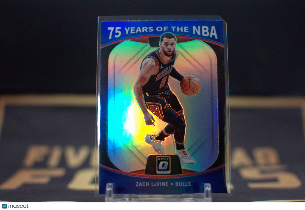 2021 Panini Prizm 75 Years of NBA Optic: Zach LaVine #32 **Free Shipping @ $10